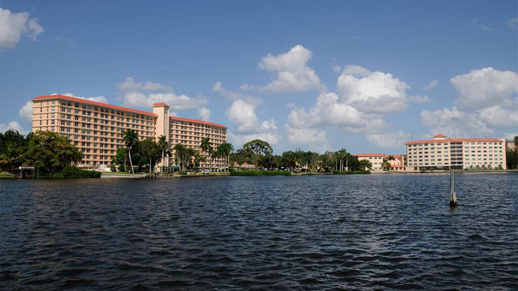 assisted living sarasota
