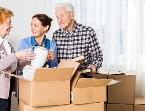 Moving to Assisted Living Checklist: What to Pack