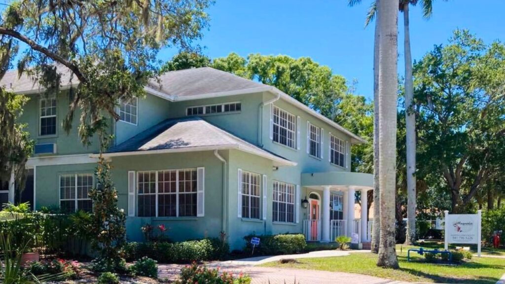 Magnolia on the Avenue Community.