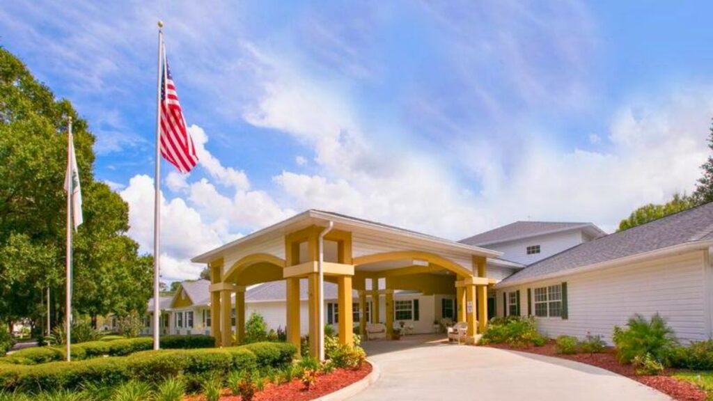 The front entrance of an Heron East facility in Sarasota.