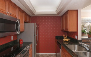 Lakehouse West Apartment Kitchen.