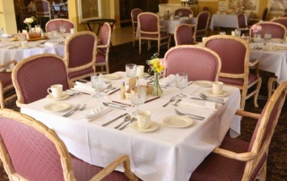 Lakehouse West Dining Area.
