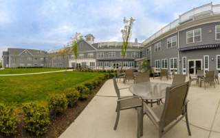Sunnyside Manor Courtyard
