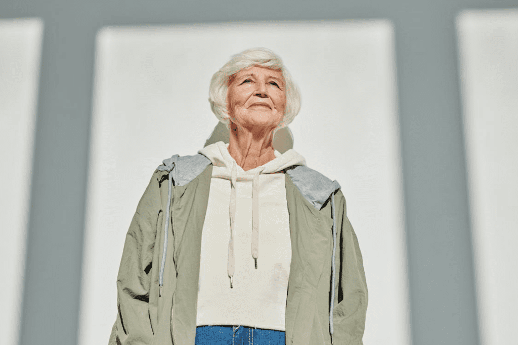 An elderly woman